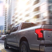 2022 Ford F-150 Lightning Lariat